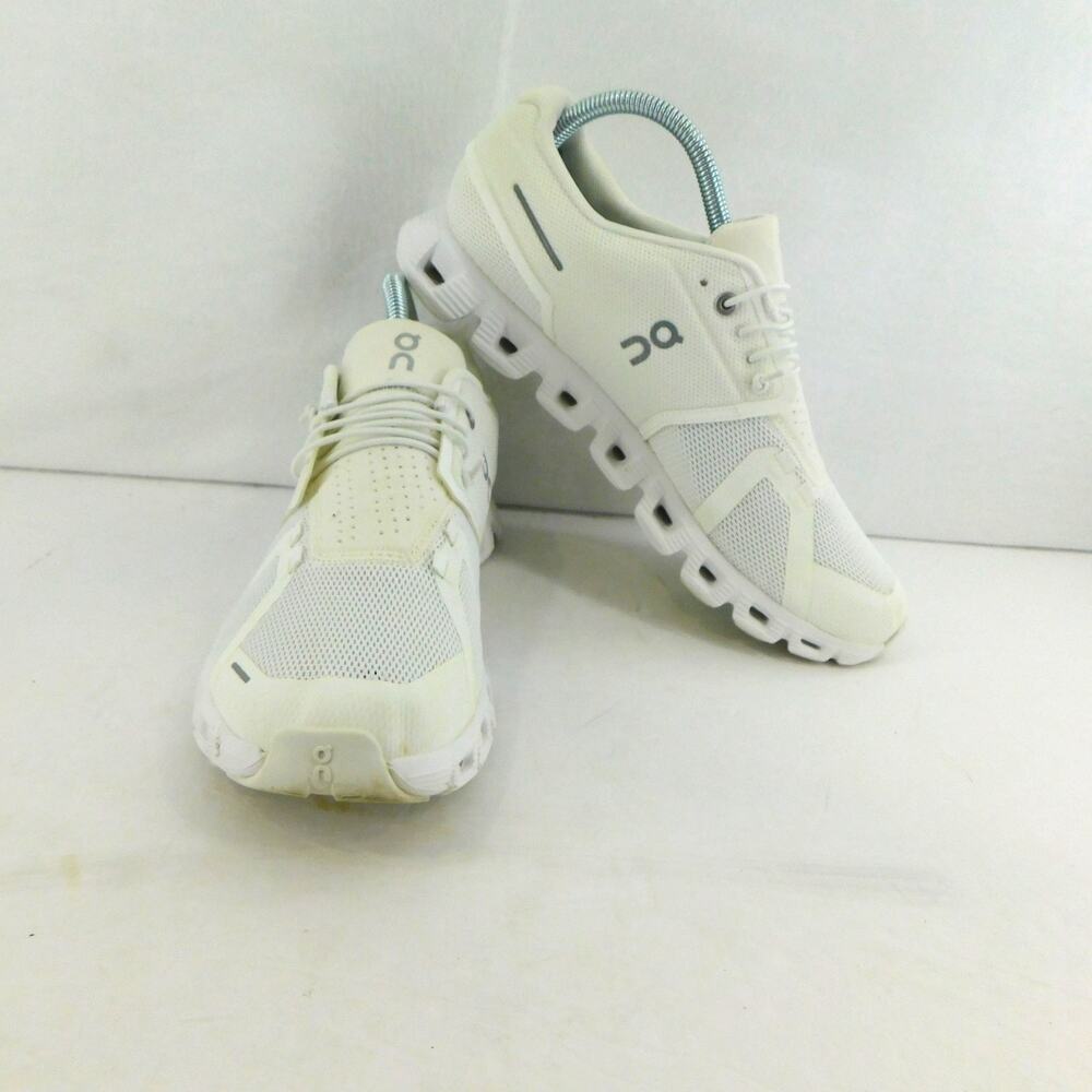 On Cloud 5 Women's Athletic White Running Sneakers Size 9.5 - Picture 4 of 16